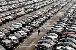 احتمال کاهش قیمت خودروهای وارداتی