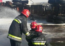 نجات راننده تانکر در حال سوخت در شاهرود