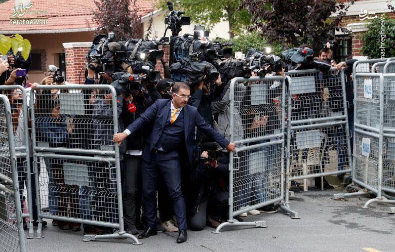 تصاویر/ ازدحام خبرنگاران مقابل کنسولگری عربستان در ترکیه