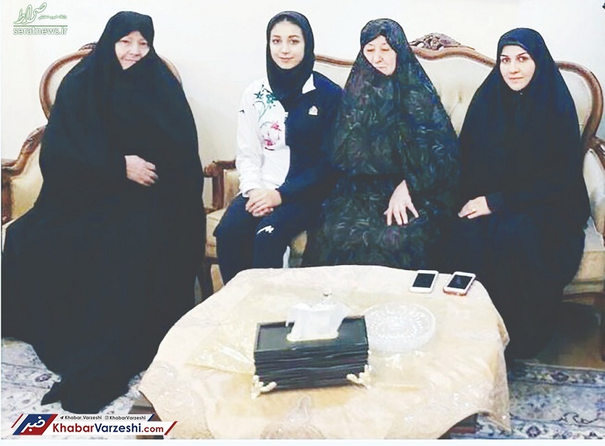 سلحشوری: با رئیسجمهور اندونزی دست ندادم ناراحت شد! + تصاویر سلحشوری: با رئیسجمهور اندونزی دست ندادم ناراحت شد! + تصاویر