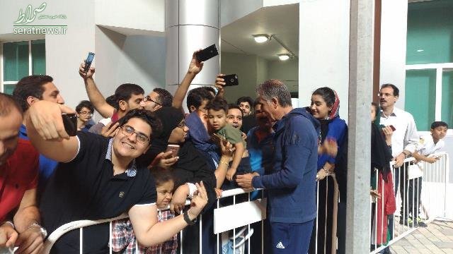 عکس/ کی‌روش و امید ابراهیمی در کنار هواداران در قطر