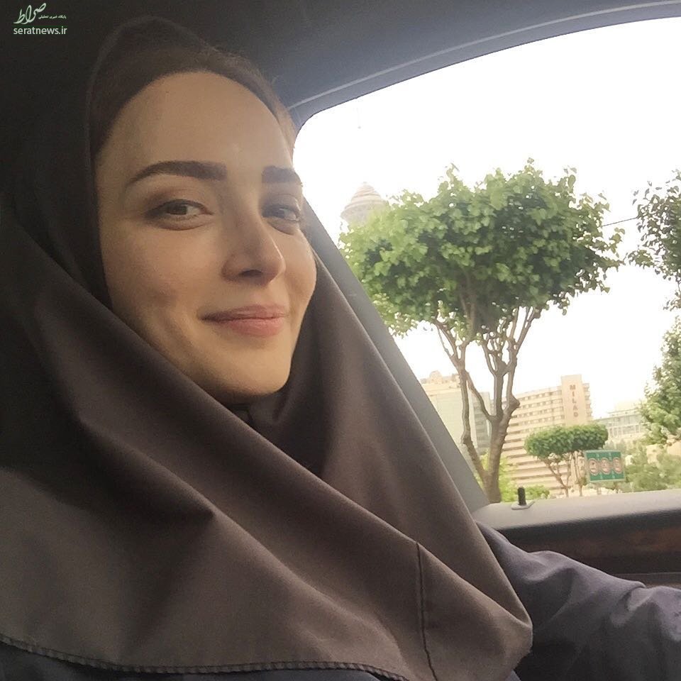 عکس | تیپ دانشجوییِ بهنوش طباطبایی عکس | تیپ دانشجوییِ بهنوش طباطبایی