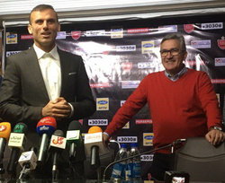سیدجلال رسما از فوتبال ملی خداحافظی کرد