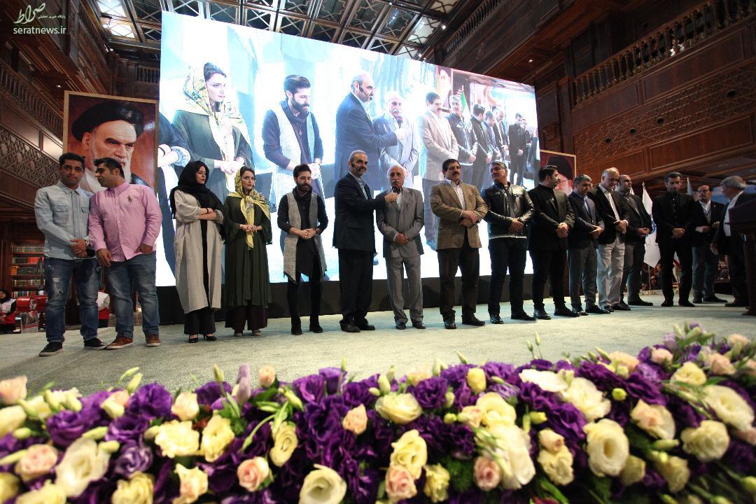 جمع آوری بیش از 25 میلیارد و سیصد میلیون ریال کمک مردمی در گردهمایی اکران فیلم تختی در بازار بزرگ ایران +تصاویر جمع آوری بیش از 25 میلیارد و سیصد میلیون ریال کمک مردمی در گردهمایی اکران فیلم تختی در بازار بزرگ ایران +تصاویر