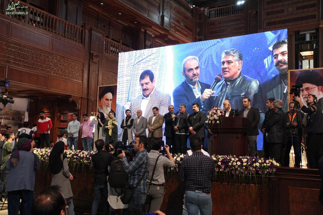 جمع آوری بیش از 25 میلیارد و سیصد میلیون ریال کمک مردمی در گردهمایی اکران فیلم تختی در بازار بزرگ ایران +تصاویر جمع آوری بیش از 25 میلیارد و سیصد میلیون ریال کمک مردمی در گردهمایی اکران فیلم تختی در بازار بزرگ ایران +تصاویر