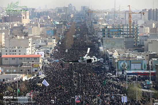 تصاویر/ حماسه بی‌نظیر مردم تهران از نمای برج آزادی