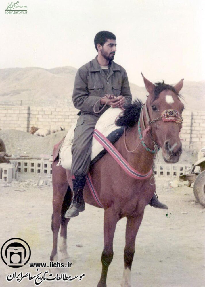عکس/ تصویری دیده نشده از شهید حاج قاسم سلیمانی با لباس سپاه سوار بر اسب