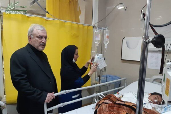 حضور وزیر بهداشت بر بالین مصدومان حادثه کرمان +تصاویر