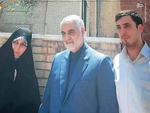 عکس/ زوج جان‌باخته هواپیمای اوکراینی در کنار حاج قاسم