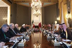 روحانی: قطر می‌تواند پایگاه توسعه روابط اقتصادی دو کشور باشد