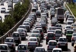 ترافیک فوق سنگین در محورهای هراز و فیروزکوه