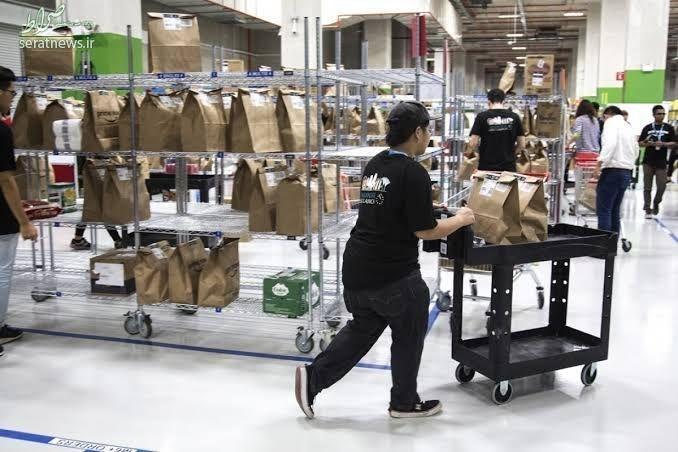 درپی وحشت از کرونا؛ فروشگاه‌های سنگاپور از کالا خالی شد