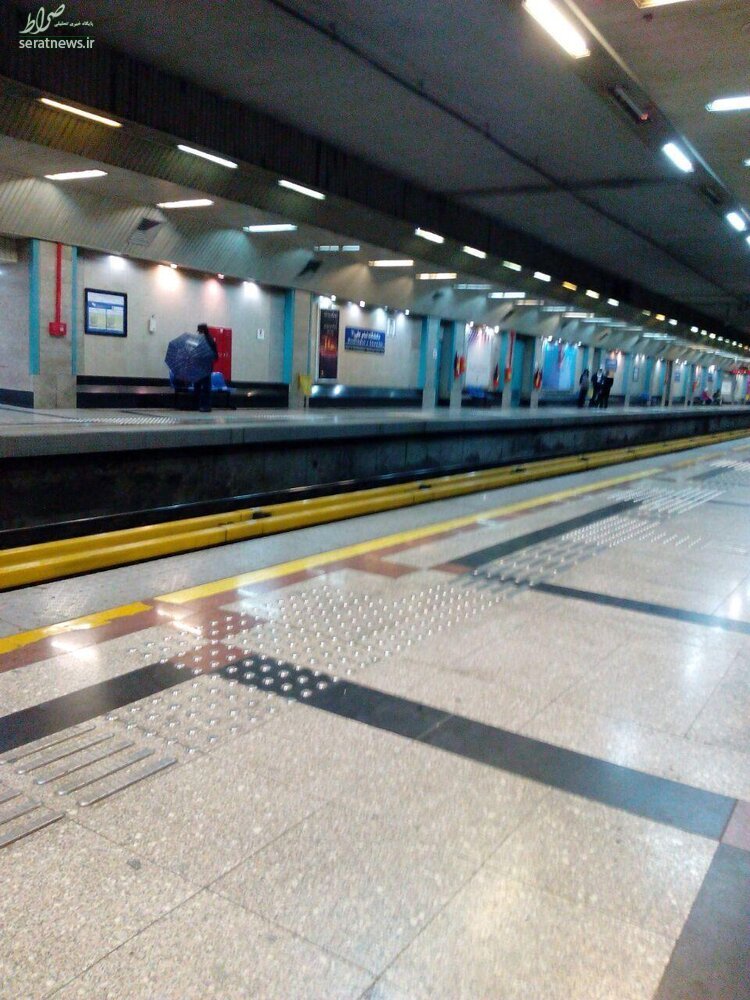 عکس/ کرونا ایستگاه‌های مترو تهران را خلوت کرد
