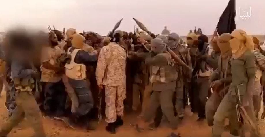 داعش با انتشار ویدئویی ارتش لیبی را تهدید کرد + تصاویر