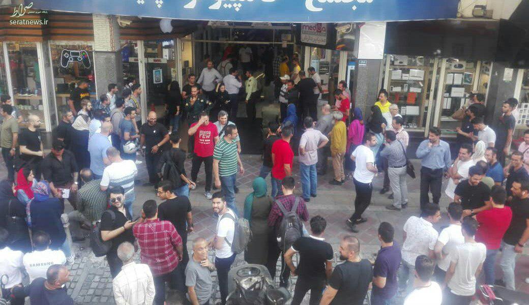 دود گرفتگی یک مرکز تجاری در خیابان میرداماد + تصاویر