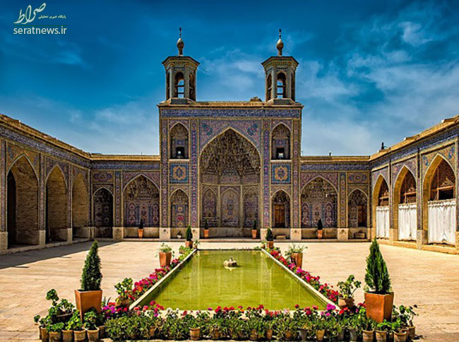 مسجد نصیرالملک؛ رنگین‌کمانی مقدس و باشکوه