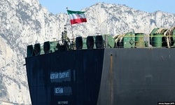 سنگ اندازی مجدد آمریکا در مسیر ابرنفتکش ایرانی