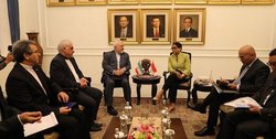 وزرای خارجه ایران و اندونزی دیدار کردند