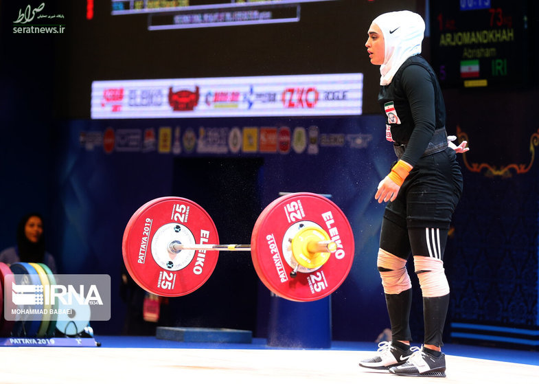 تصاویر/ دومین زن وزنه بردار ایرانی در مسابقات جهانی