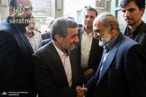 عکس/ احمدی نژاد و حسین شریعتمداری در مسجدجامع نارمک