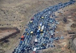 ترافیک شلوغ ولی روان در جاده‌های مرز چذابه