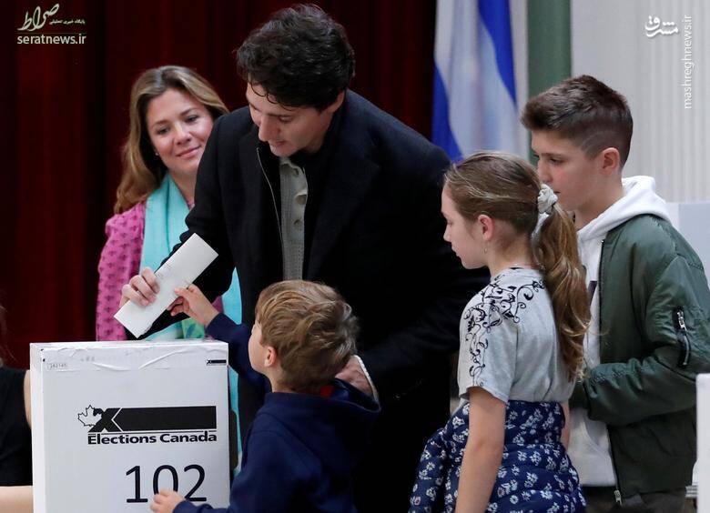تصاویر/ نخست وزیر کانادا همراه خانواده پای صندوق رای