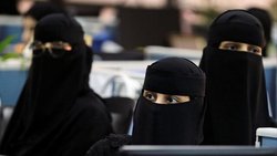 ممنوعیت استفاده از برقع برای زنان عربستانی در ریاض!