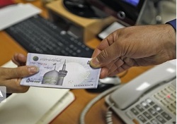 صوت/ جنجال در بهارستان به دلیل گرانی بنزین و قطعی اینترنت