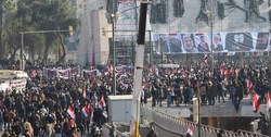آغاز رسمی راهپیمایی بزرگداشت شهیدان سلیمانی و المهندس در میدان التحریر