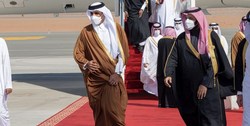 بعد از چند سال قطع روابط، امیر قطر وارد عربستان شد+فیلم