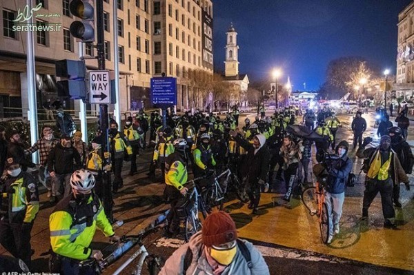 معترضان به درون کنگره راه یافتند/ اعلام منع رفت‌وآمد شبانه در واشنگتن+ فیلم و عکس