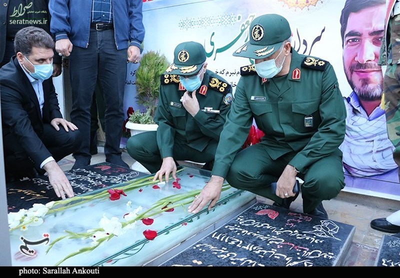 سرلشکر باقری: پرچم سرلشکر باقری: پرچم