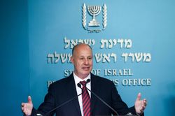 وزیر صهیونیست: اسرائیل باید به تنهایی درباره پذیرش ایران هسته‌ای اقدام کند