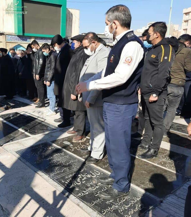 وداع آتش نشانان با محمد بزرگی، چترباز معروف +عکس وداع آتش نشانان با محمد بزرگی، چترباز معروف +عکس
