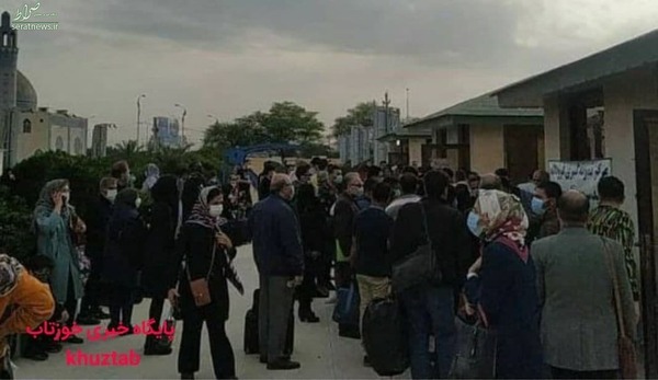 عکس/ ازدحام مسافران در فرودگاه اهواز برای تست کرونا