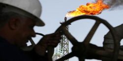 بلومبرگ: تخفیف زیاد ایران به چین برای خرید نفت