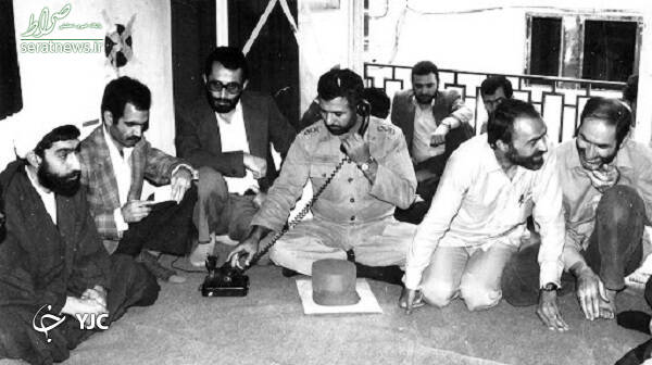 وزیری که جبهه را به پشت میز نشستن ترجیح داد + عکس وزیری که جبهه را به پشت میز نشستن ترجیح داد + عکس