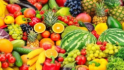 تمام عوارض مصرف بیش از حد میوه‌ها