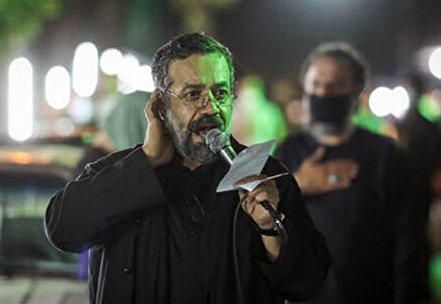 فیلم/ لحظاتی ناب از روضه‌خوانی حاج محمود کریمی در حسینیه سیار