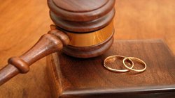 ۴ دلیل مهم طلاق در ایران