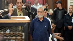 حکم حبس ابد رهبر اخوان المسلمین تایید شد