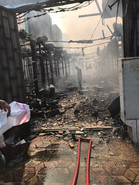 جزئیات آتش‌سوزی گسترده در بازار ساحلی بندر دیلم+ فیلم و عکس
