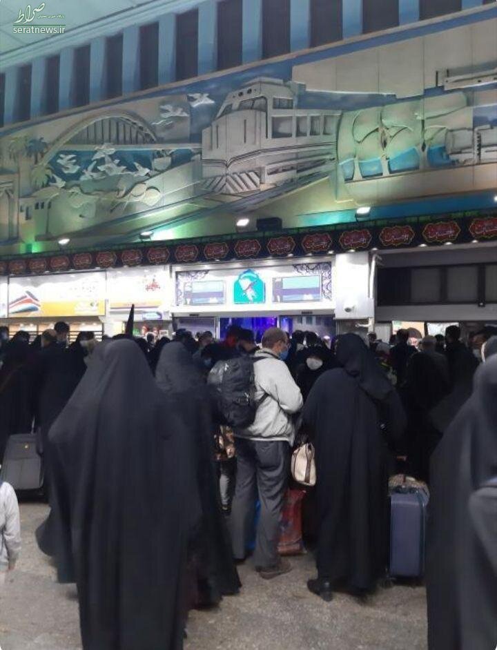 عکس/ شلوغی ایستگاه قطار از مسافران منتظر برای سفر به مشهد!
