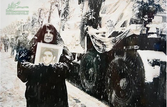 عکسی از مادر یک شهید که جهانی شد+ تصاویر عکسی از مادر یک شهید که جهانی شد+ تصاویر
