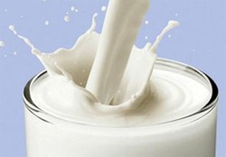 واردات مواد اولیه شیرخشک ممنوع شد / شیر خشک نیم میلیونی در بازار!