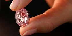 فروش ۲۷ میلیون دلاری الماس صورتی نایاب در حراجی ژنو