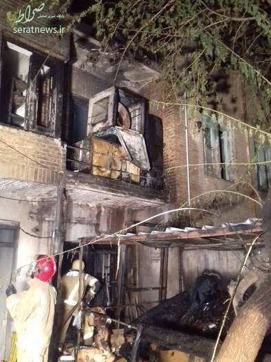 آتش‌سوزی ساختمان ۳ طبقه در خیابان ولی‌عصر + عکس