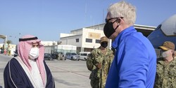 رئیس پنتاگون با همتای خود در بحرین دیدار کرد