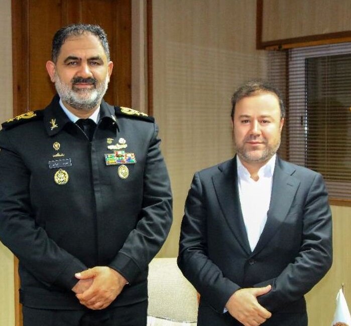 امیر دریادار ایرانی: ناوشکن بعدی نیروی دریایی ارتش باظرفیت‌های کاملاً بومی تولید می‌شود