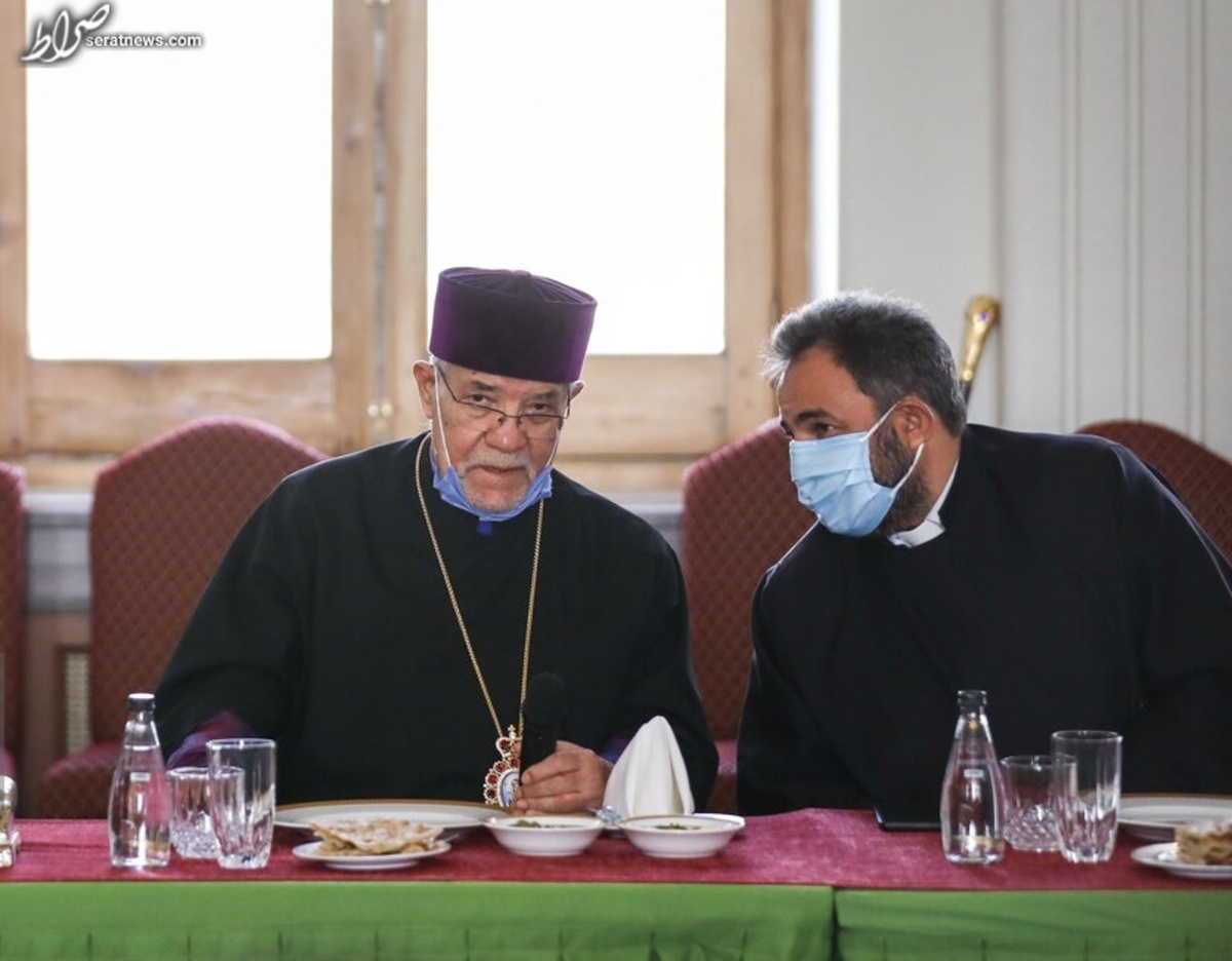 عکس/ نحوه ماسک زدن نماینده کلیمیان در مجلس